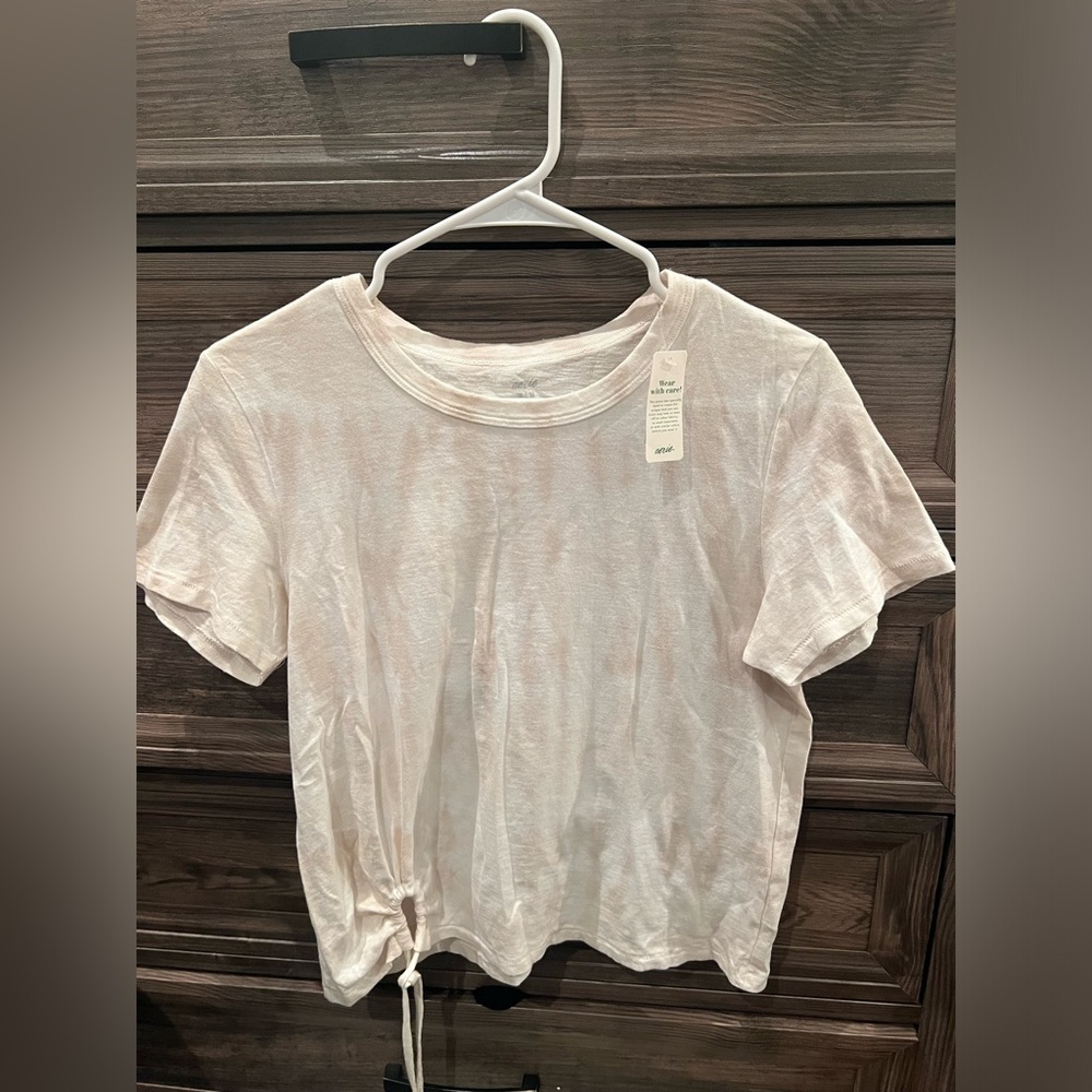t shirt brand new from aeries